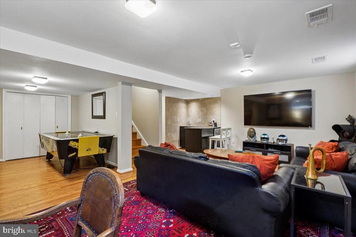 8812 Maxwell Drive photo 28