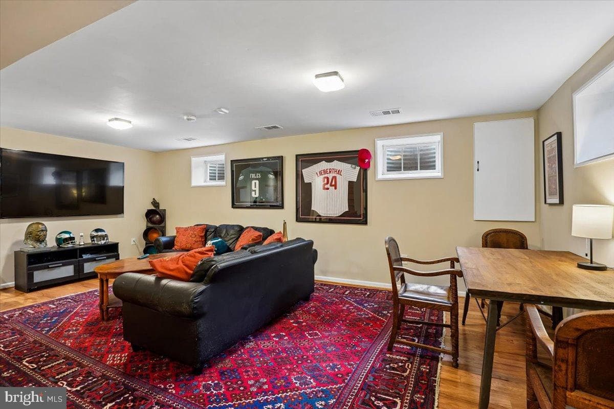 8812 Maxwell Drive photo 29