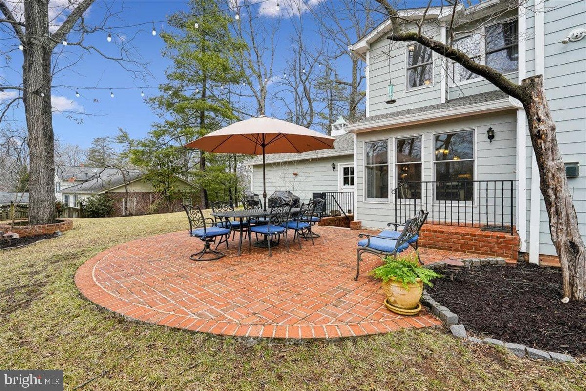8812 Maxwell Drive photo 35