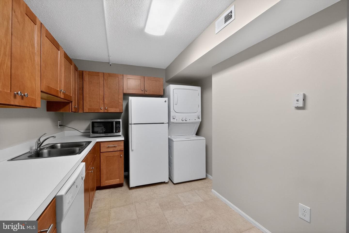 15107 Interlachen Drive #2-1022 photo 14