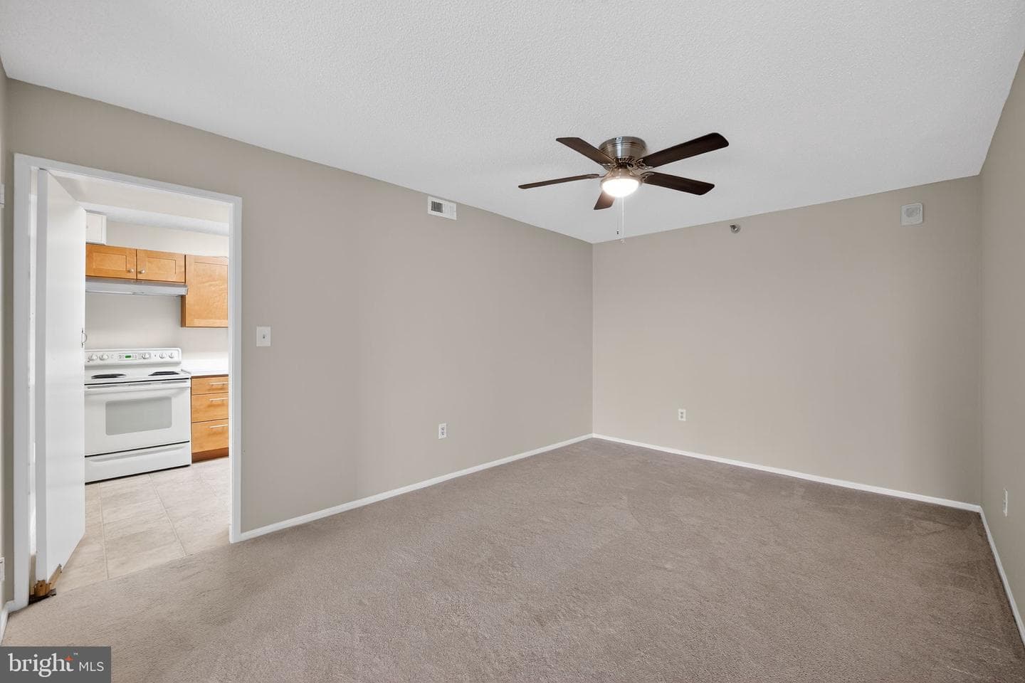 15107 Interlachen Drive #2-1022 photo 7
