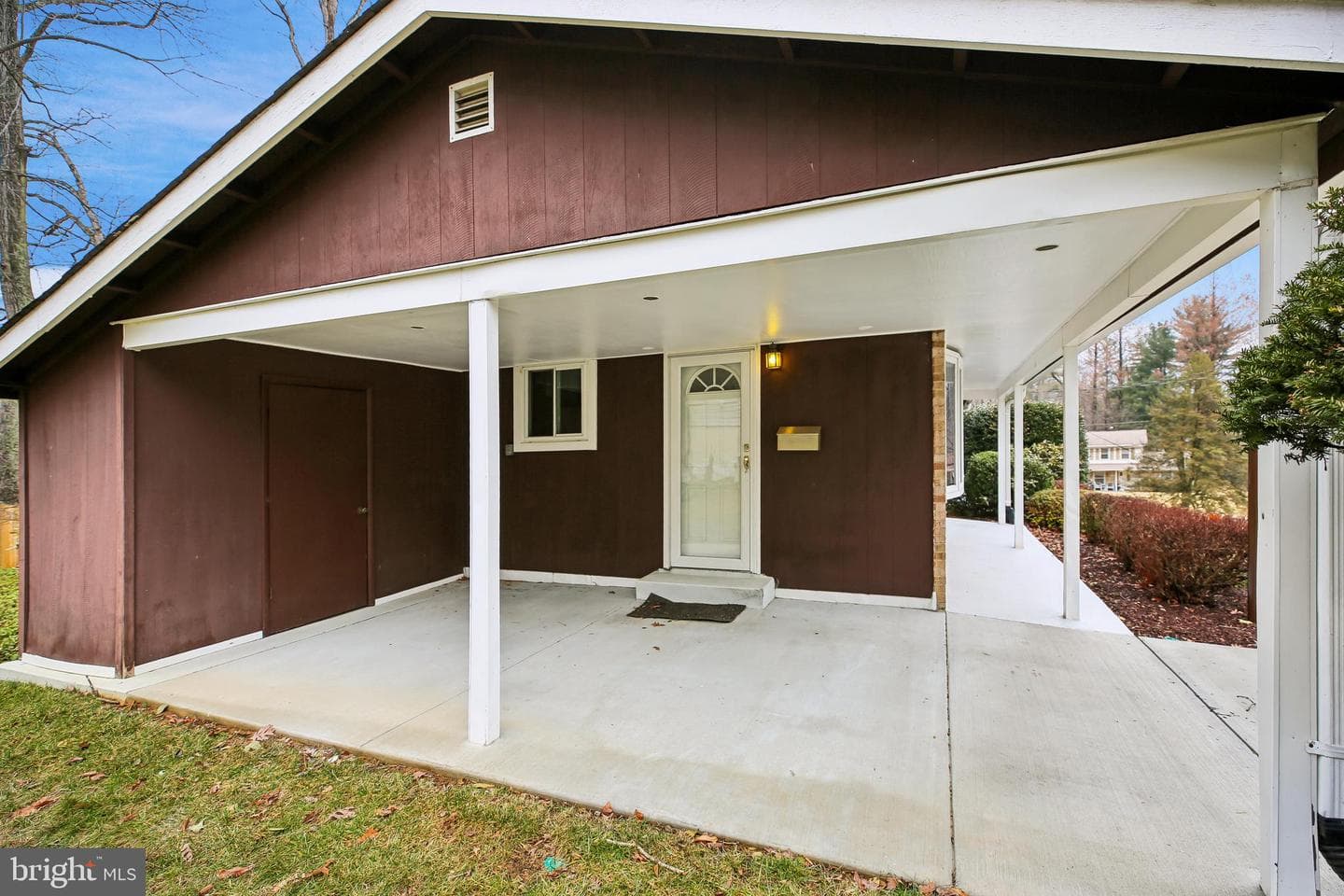14020 Congress Drive photo 2