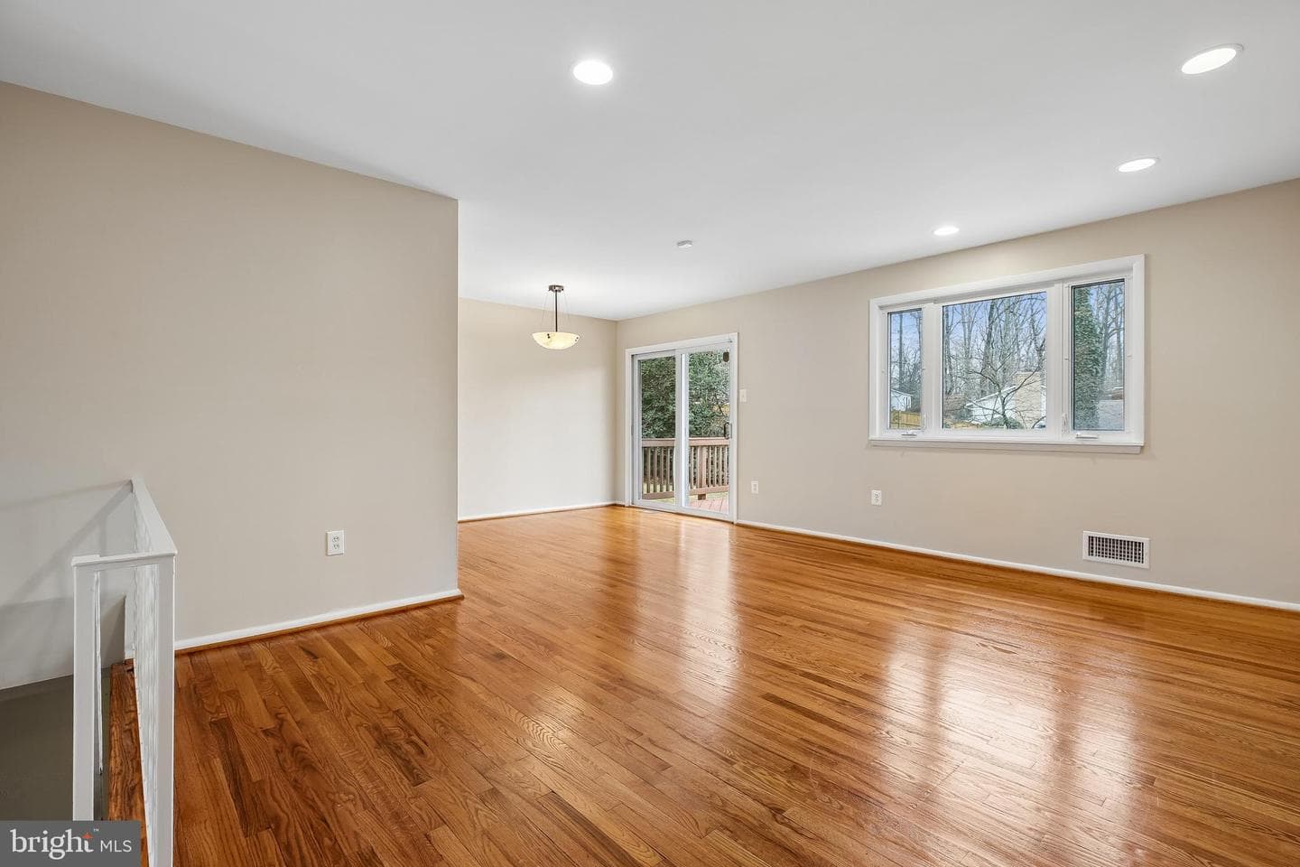 14020 Congress Drive photo 5