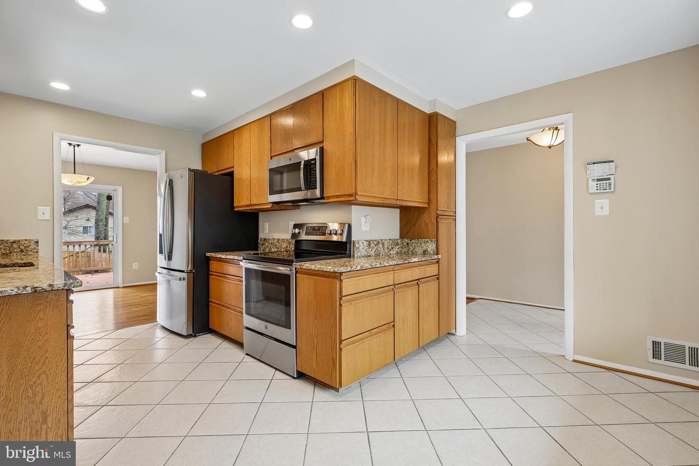 14020 Congress Drive photo 7