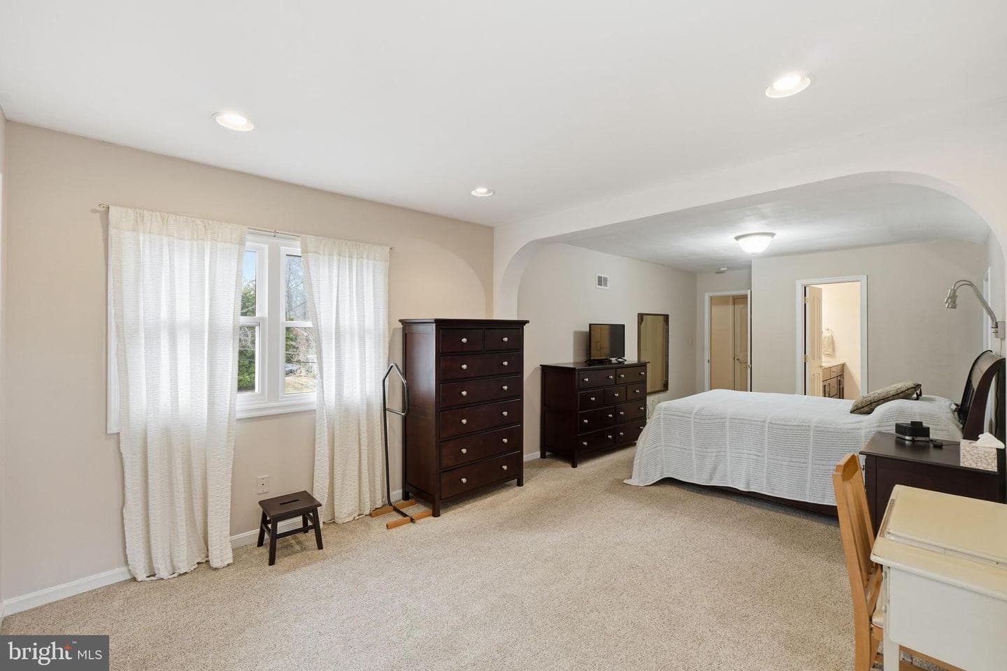 7607 Maryknoll Avenue photo 26