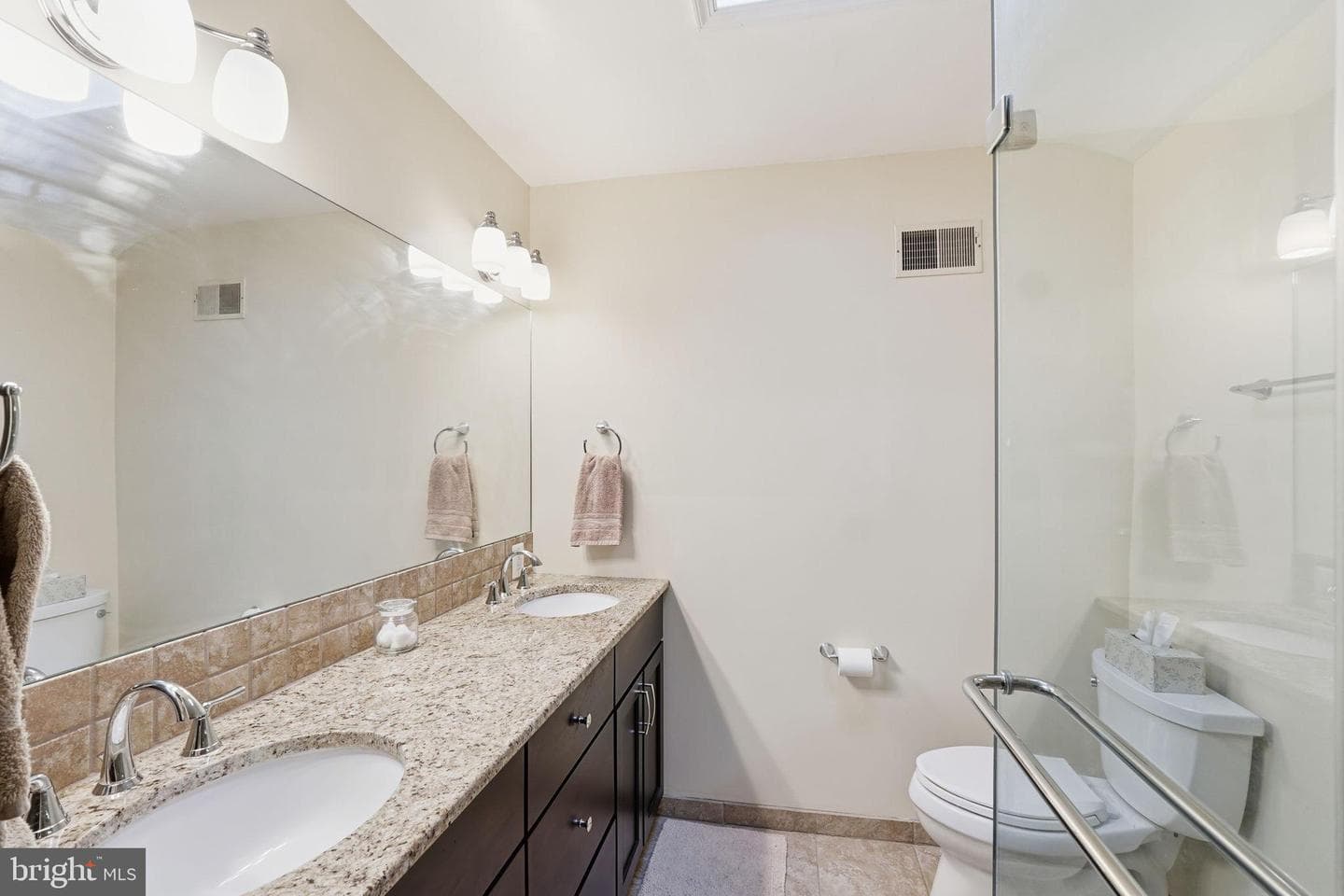 7607 Maryknoll Avenue photo 31