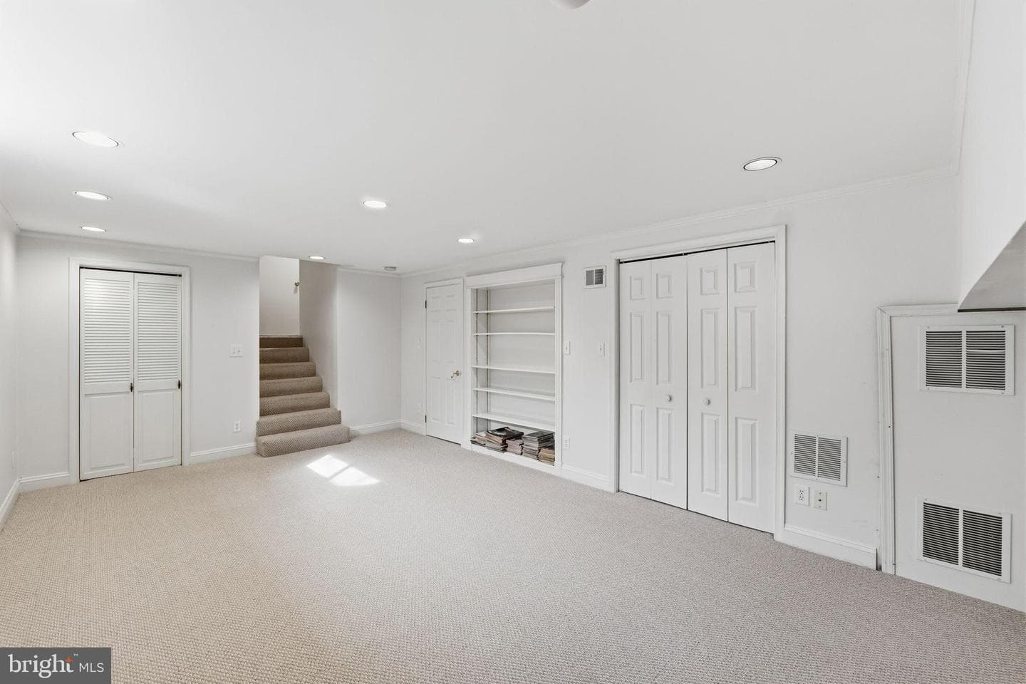 7607 Maryknoll Avenue photo 41