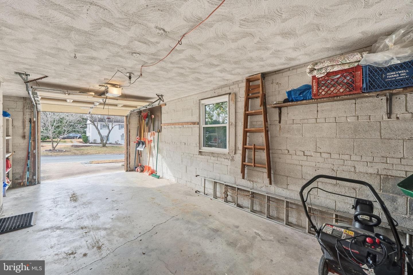 7607 Maryknoll Avenue photo 45