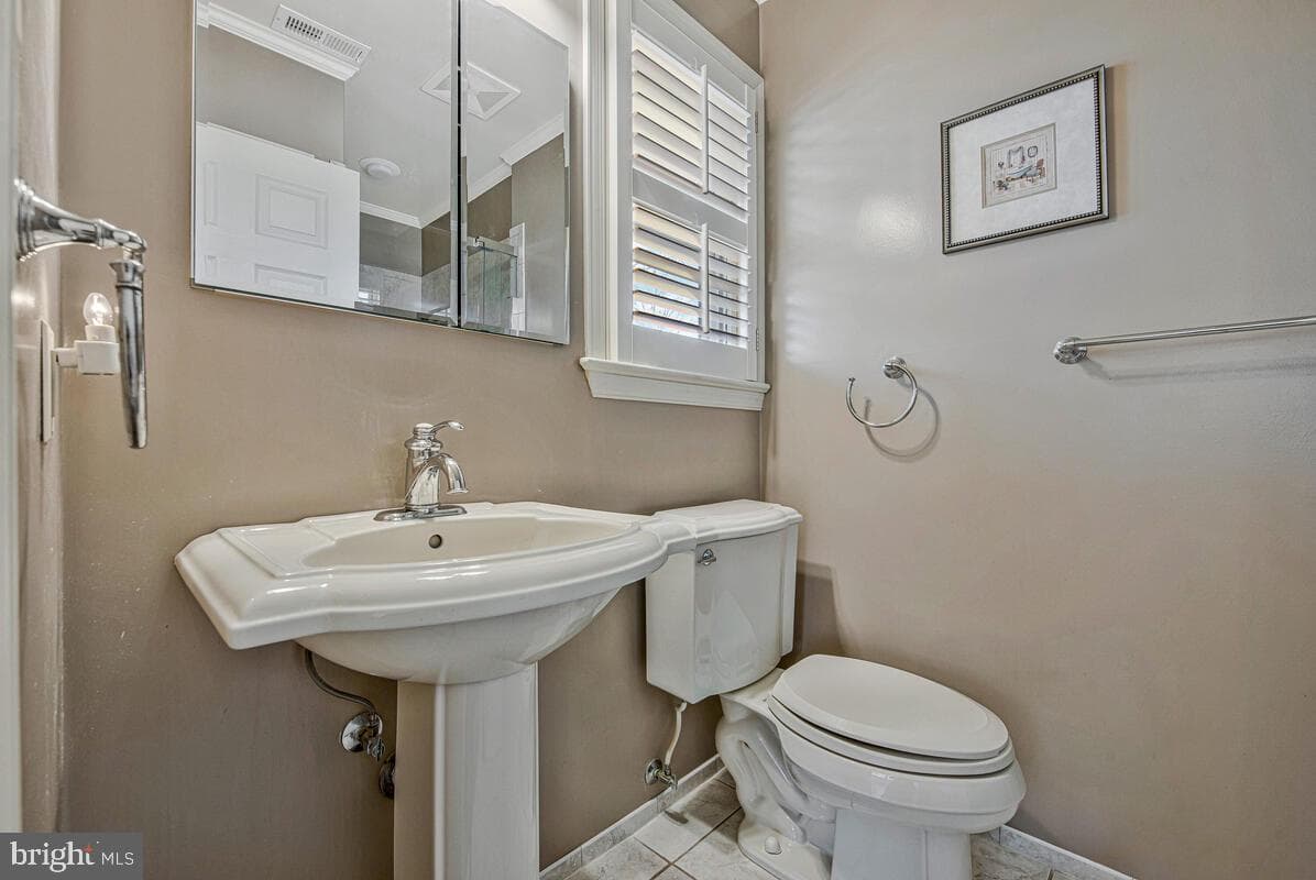 13524 Sherwood Forest Drive photo 20