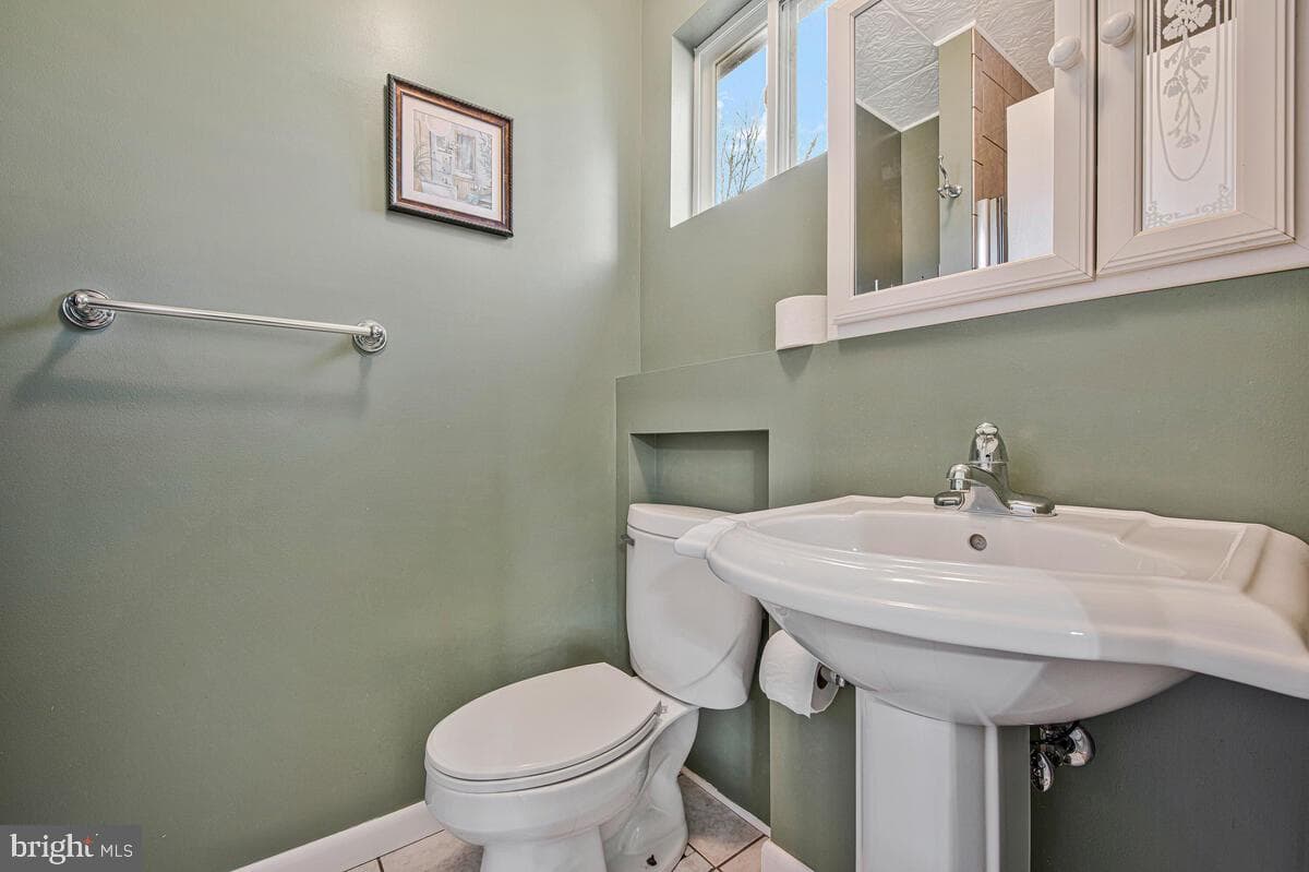 13524 Sherwood Forest Drive photo 33