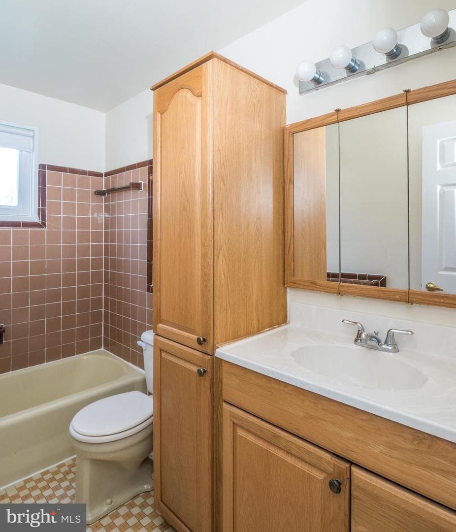1512 Vivian Court photo 27