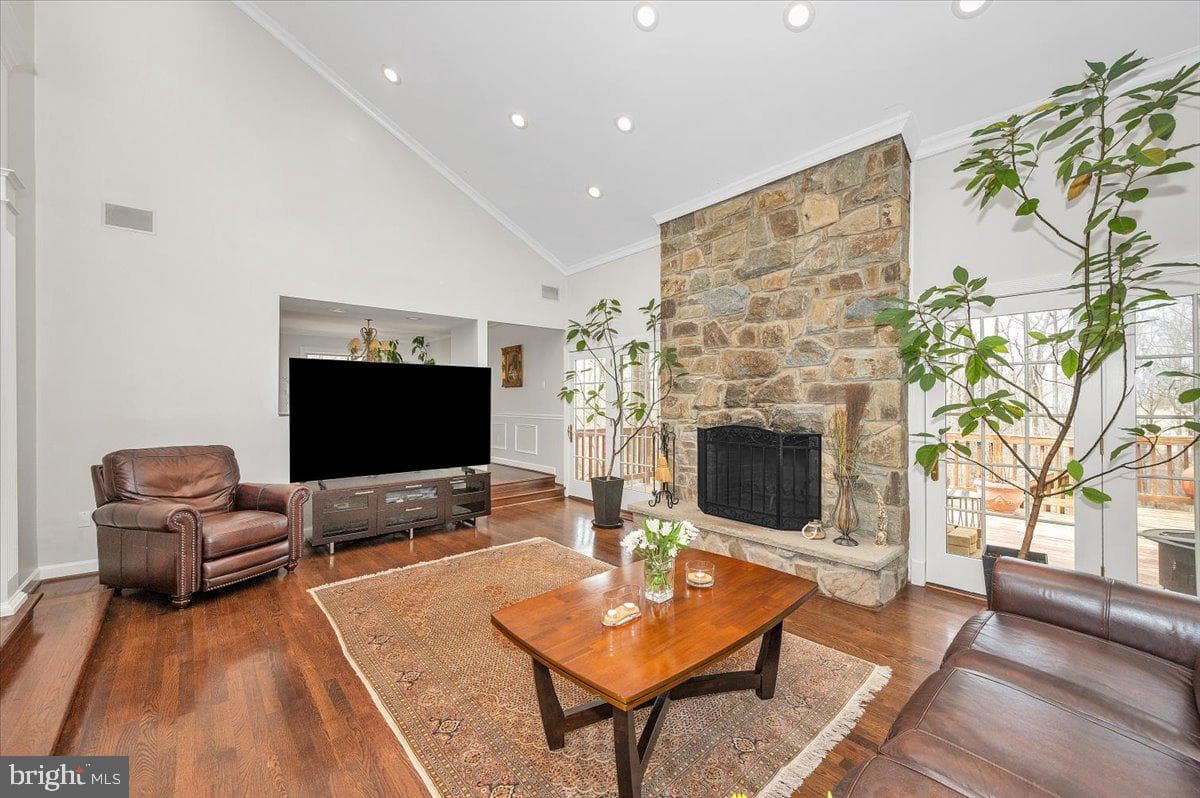 10101 Lloyd Road photo 12