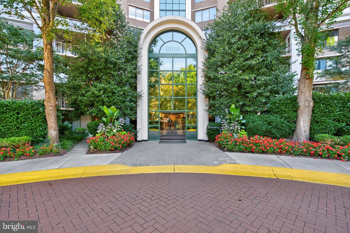 10101 Grosvenor Place #1603 photo 20