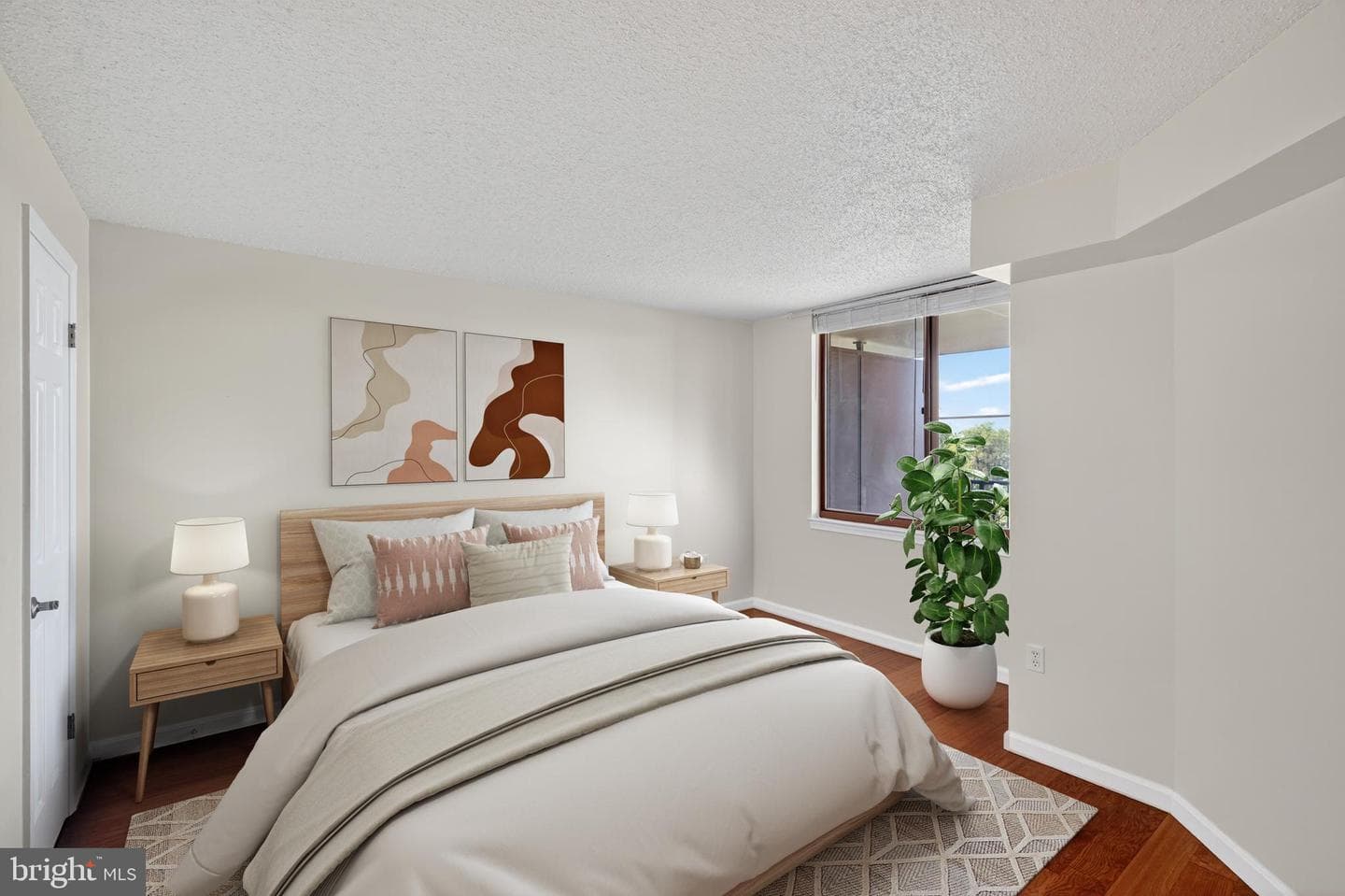 10101 Grosvenor Place #1603 photo 8