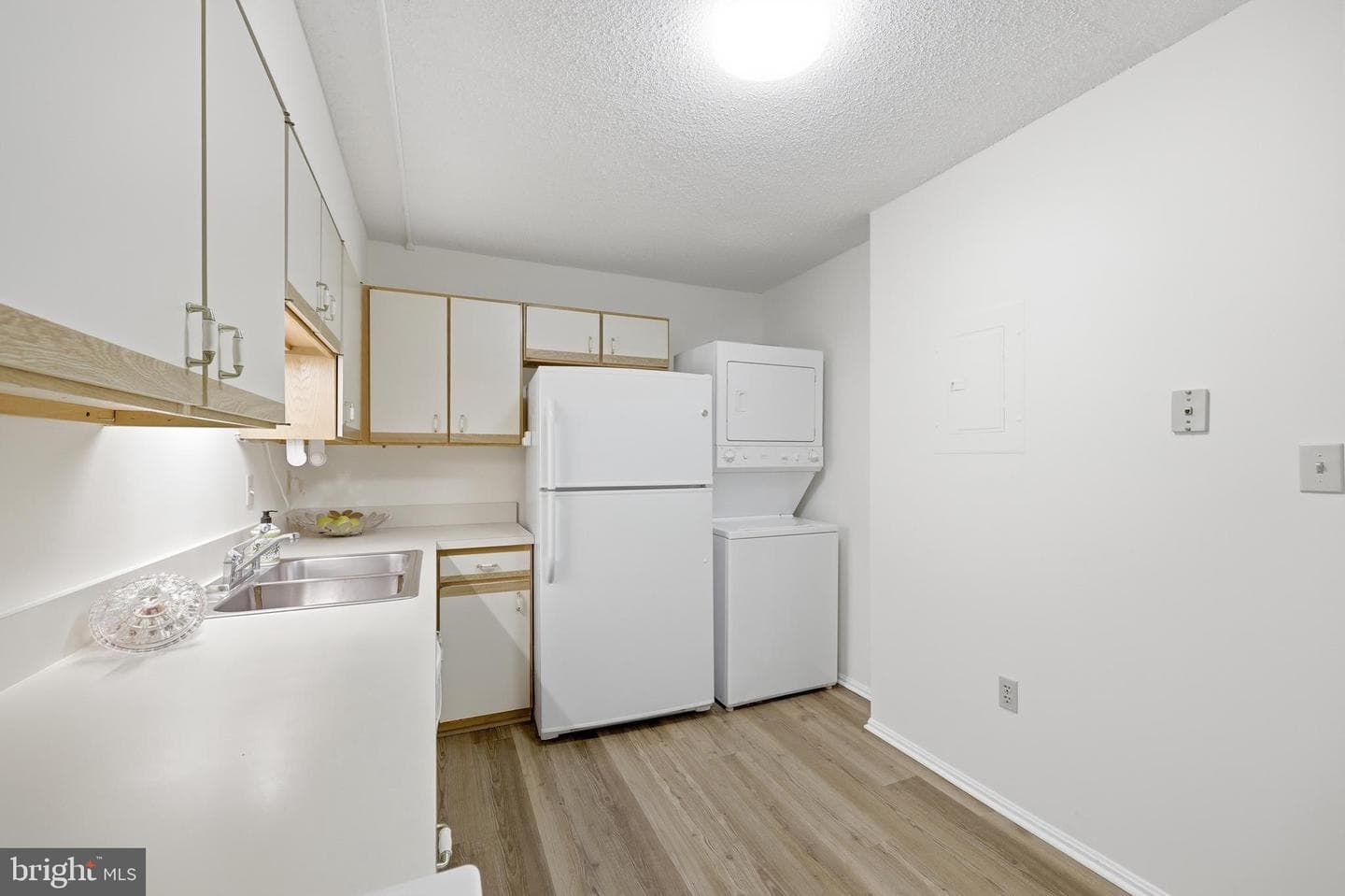 15107 Interlachen Drive #2-1006 photo 16