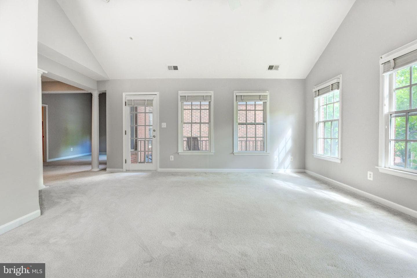 904 Oak Knoll Terrace photo 27