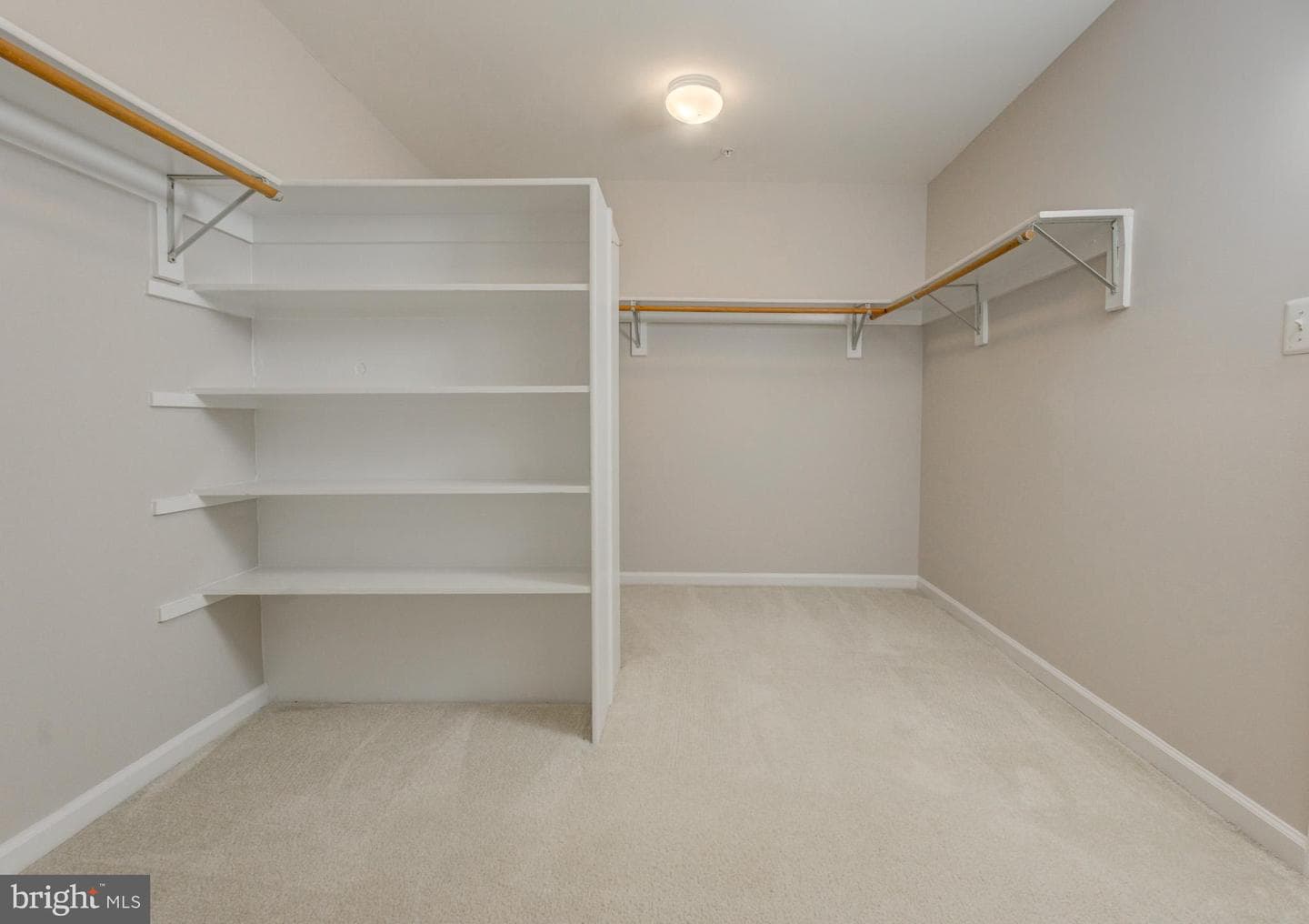 904 Oak Knoll Terrace photo 33