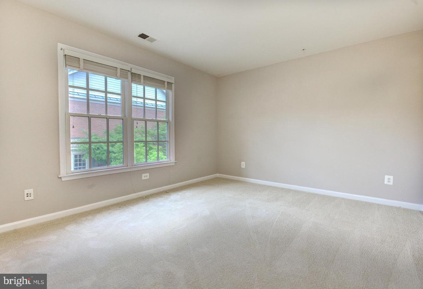 904 Oak Knoll Terrace photo 38