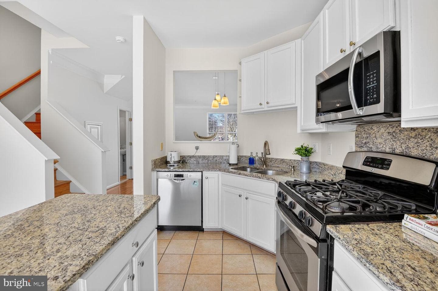 20 Golden Ash Way photo 8