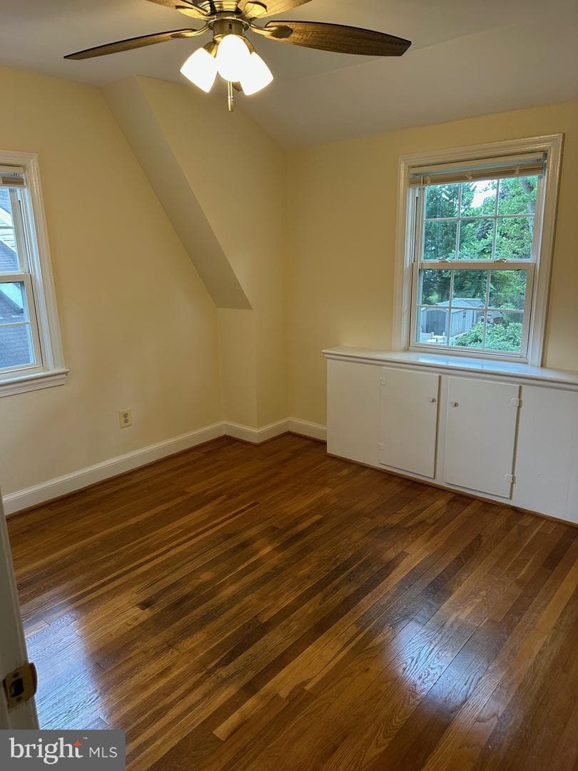 5816 Greenlawn Drive photo 14
