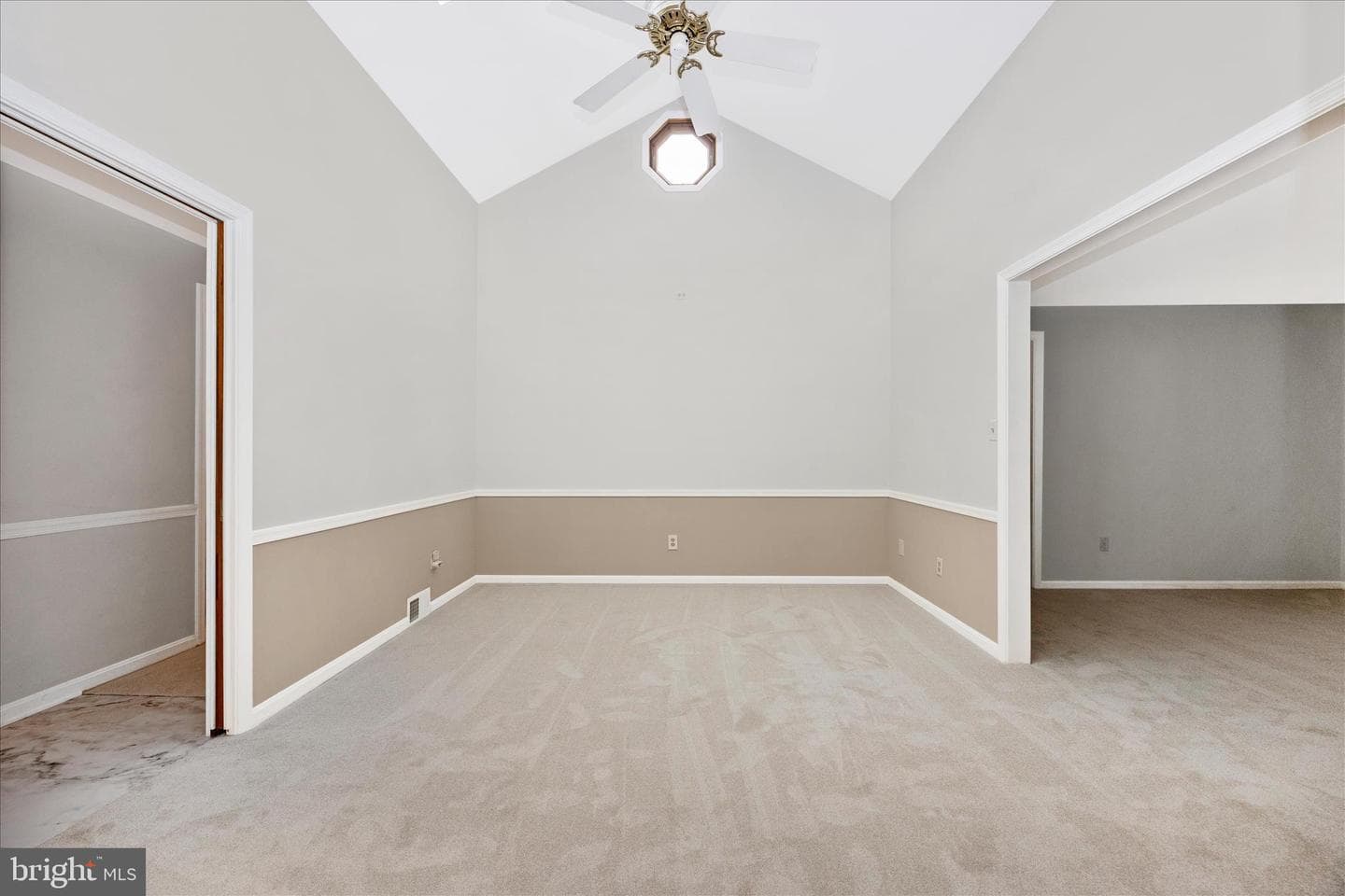 14 Cherry Grove photo 25