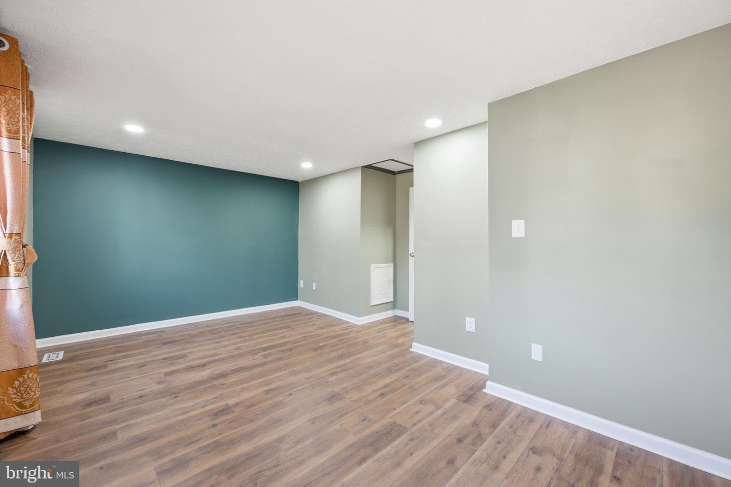 14219 Castle Boulevard #126-18 photo 17