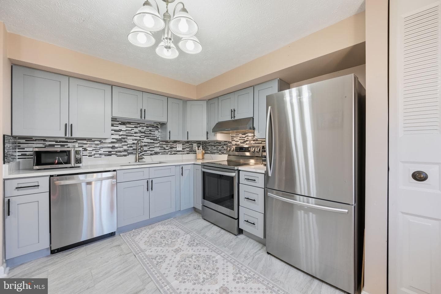 14219 Castle Boulevard #126-18 photo 9