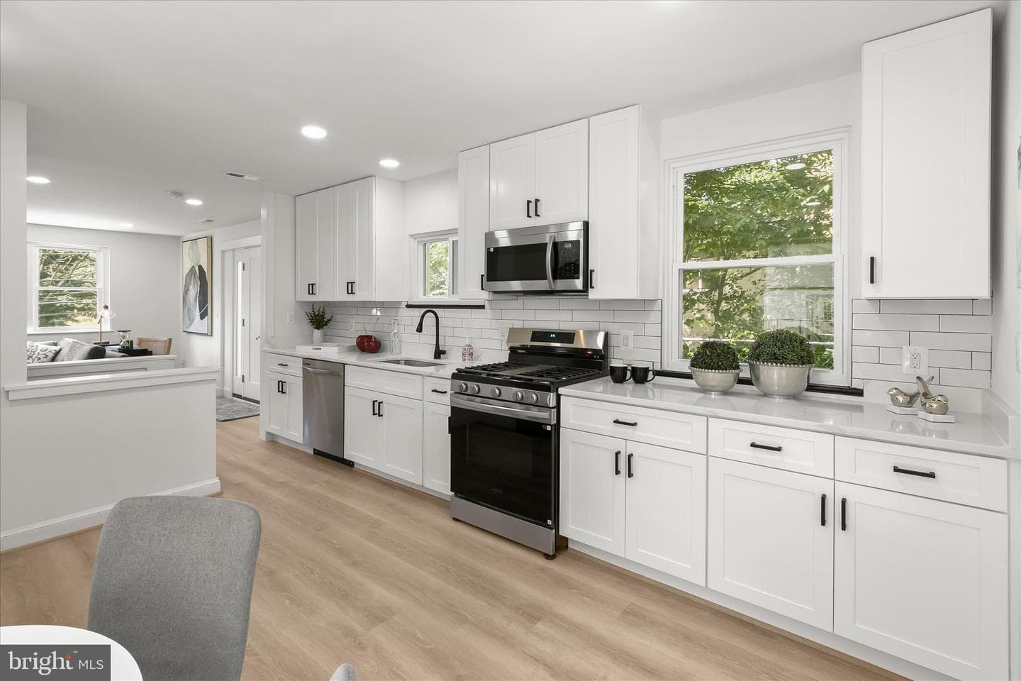 402 Elm Avenue photo 9