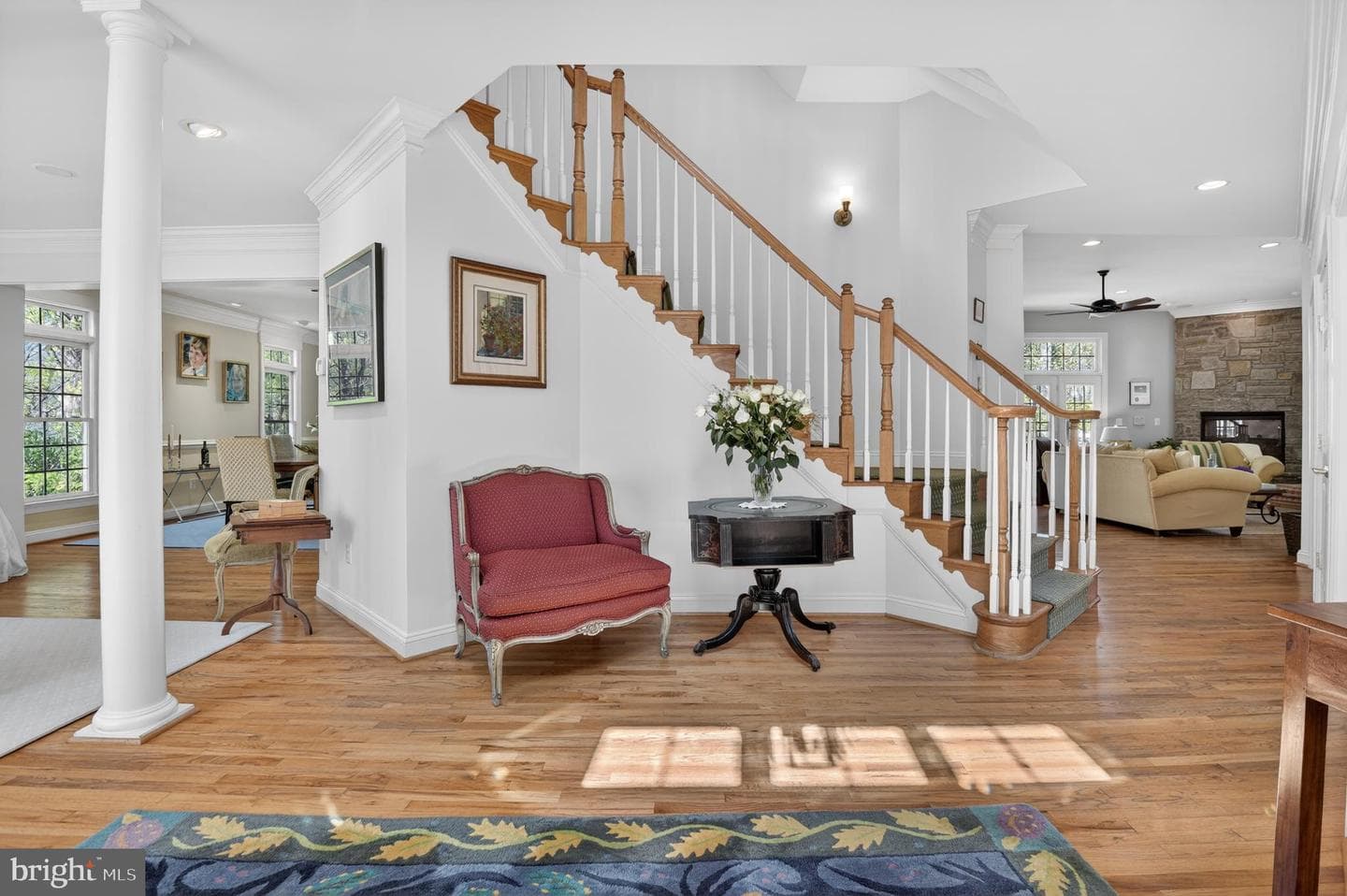 5807 Grosvenor Lane photo 4