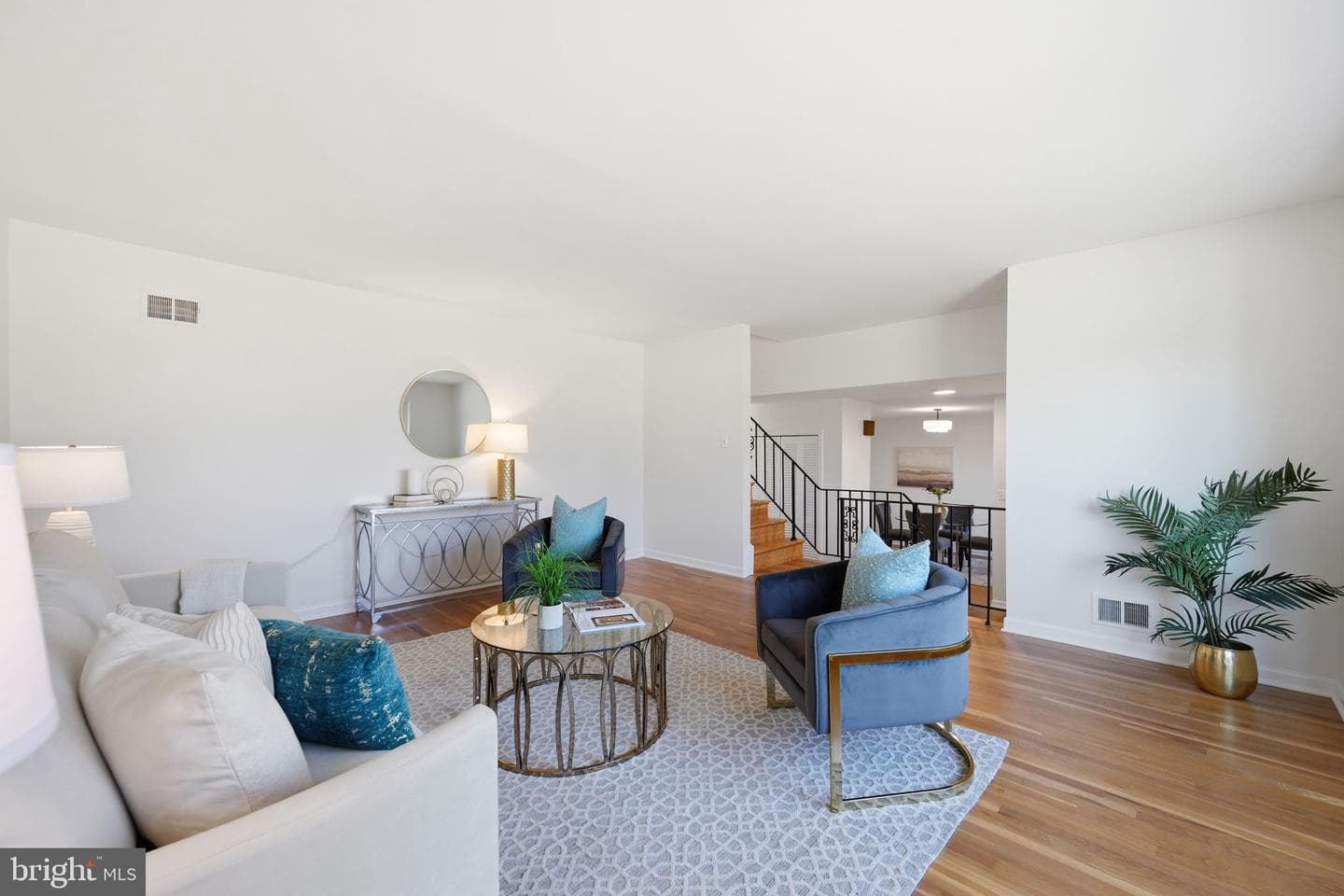 11708 Rosalinda Drive photo 3