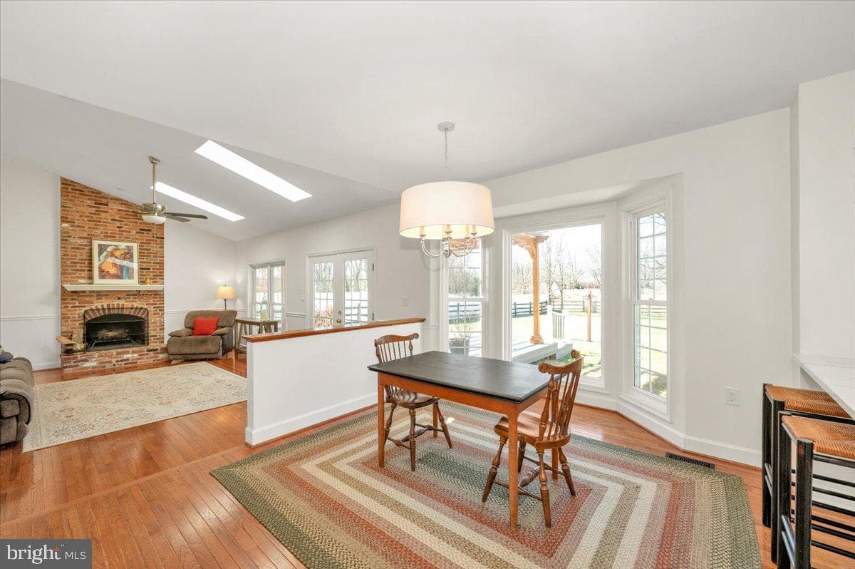19716 Selby Avenue photo 24