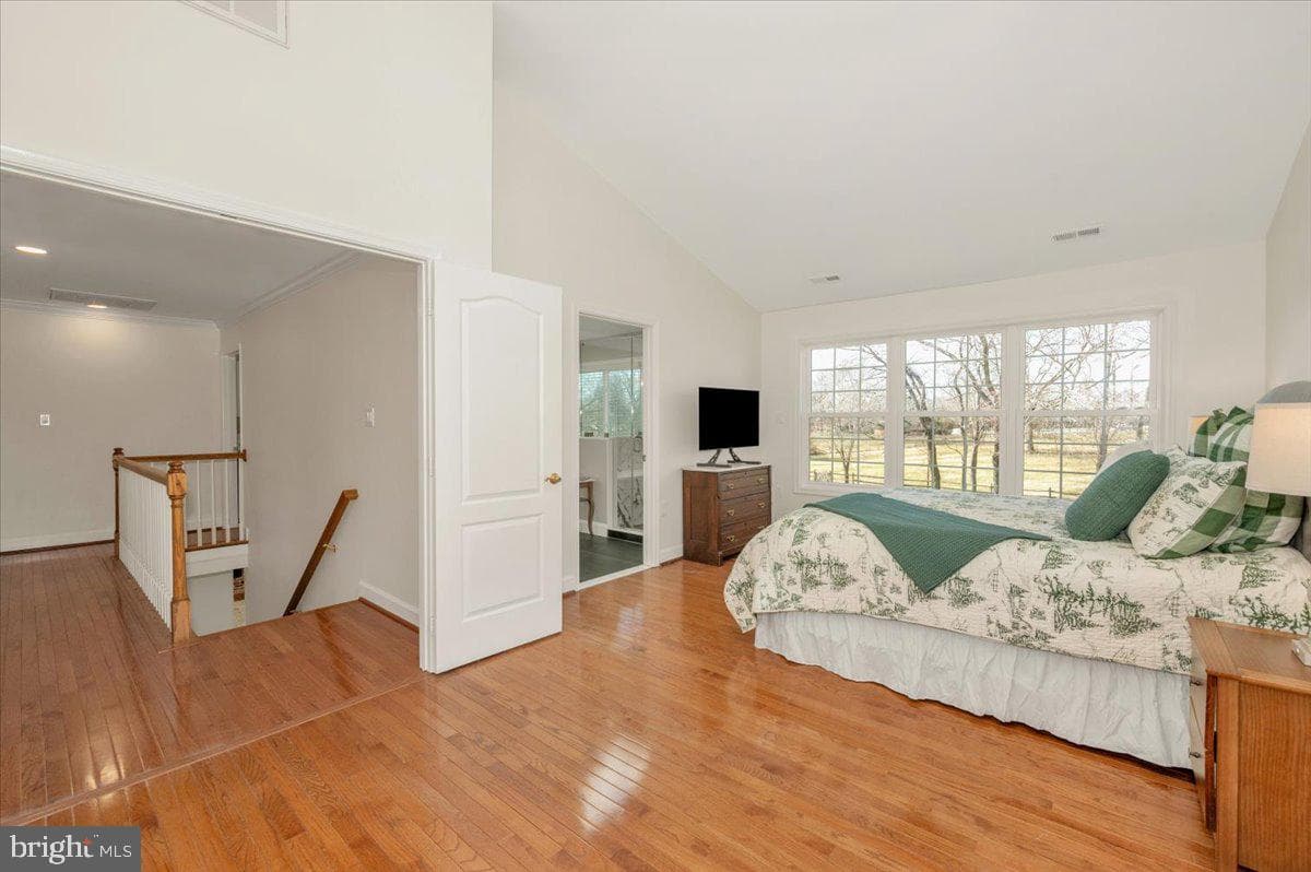 19716 Selby Avenue photo 33