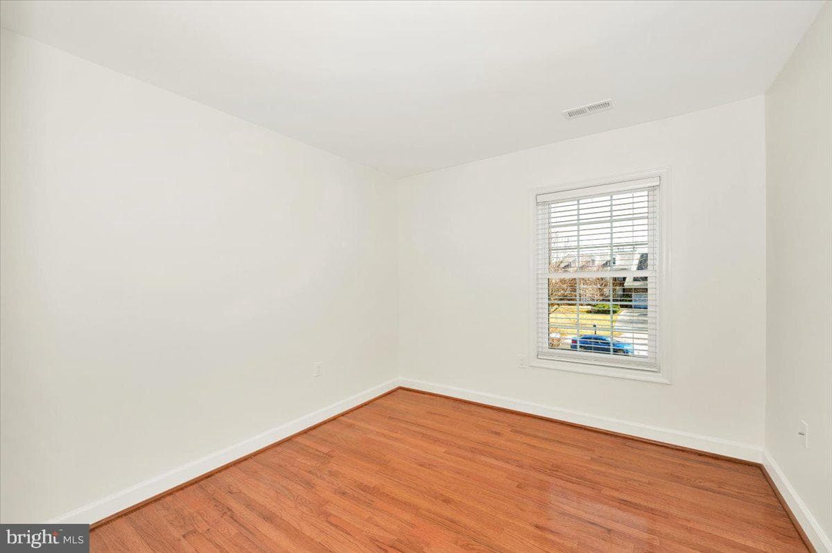 19716 Selby Avenue photo 42