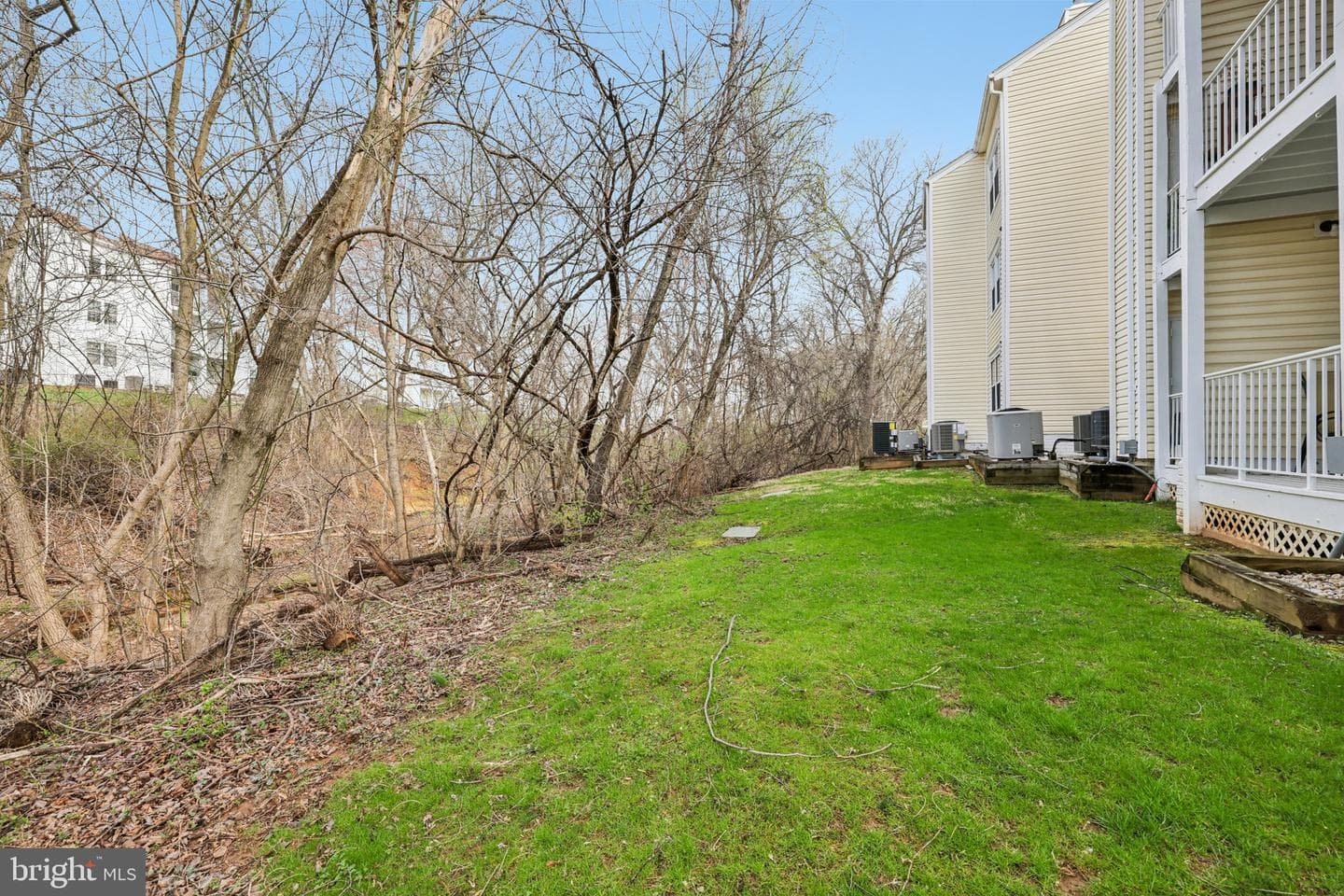 13 Pickering Court #13-02 photo 31