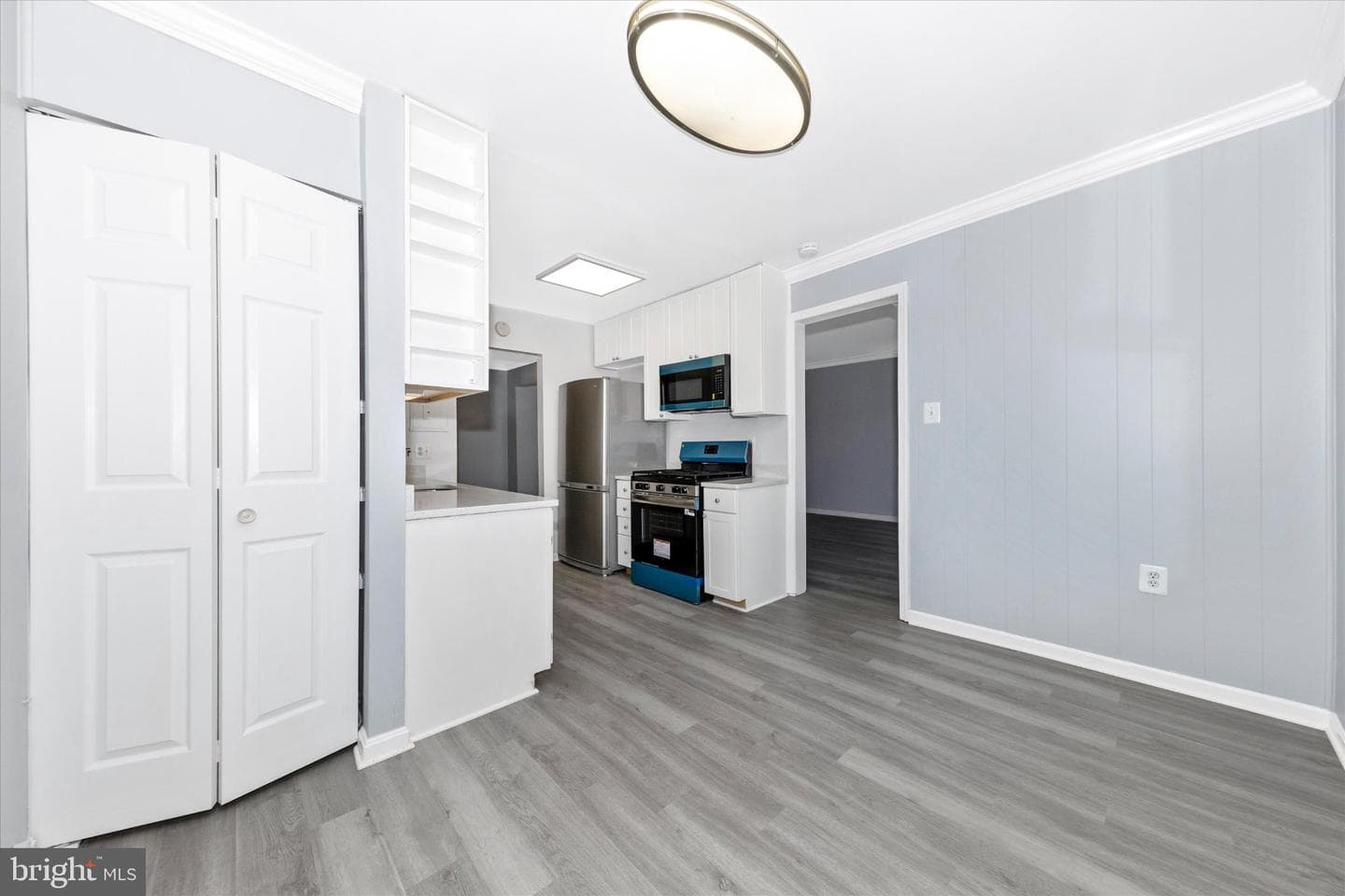 884 College Parkway #201 photo 17