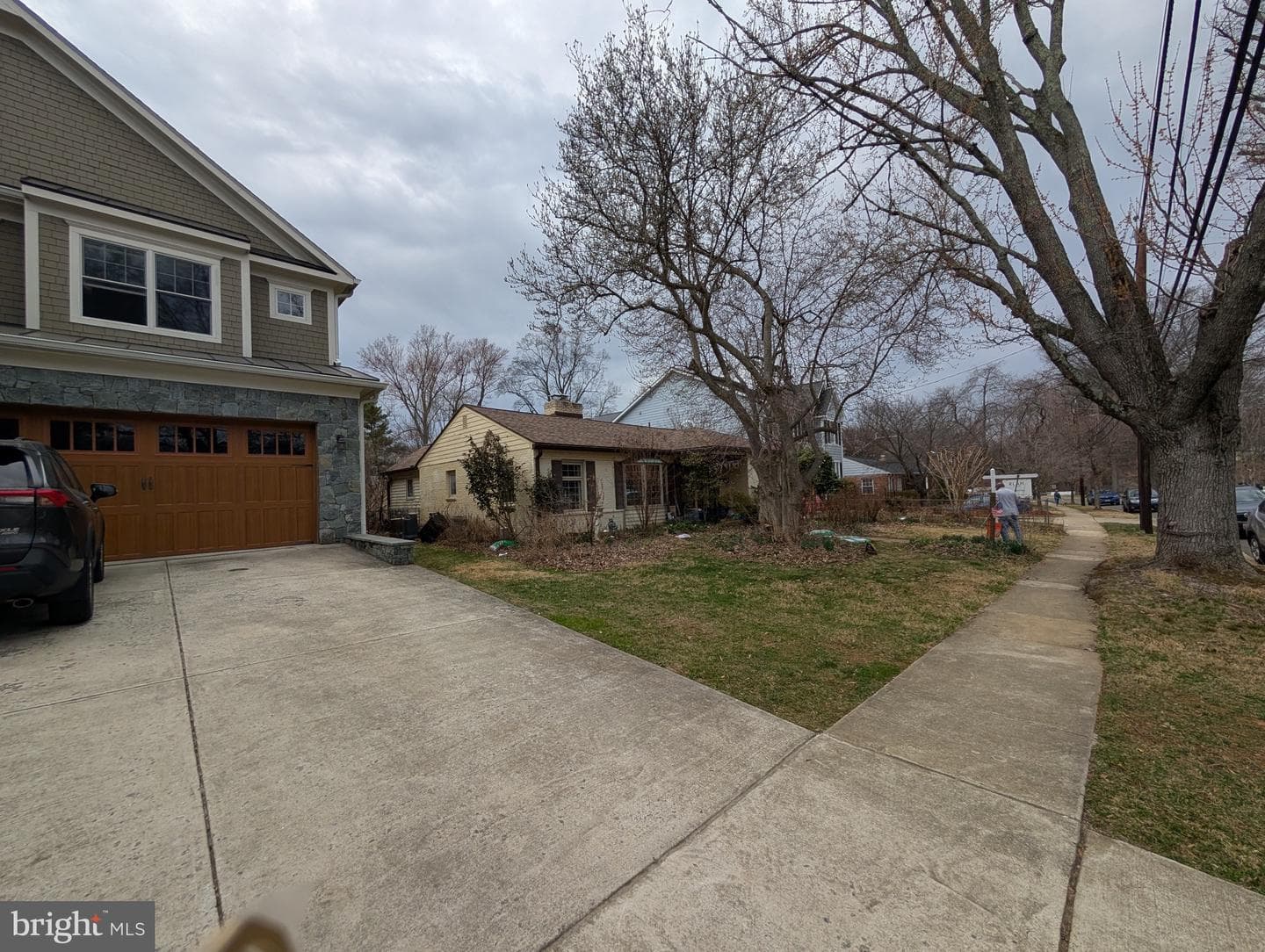 8932 Bradmoor Drive photo 4
