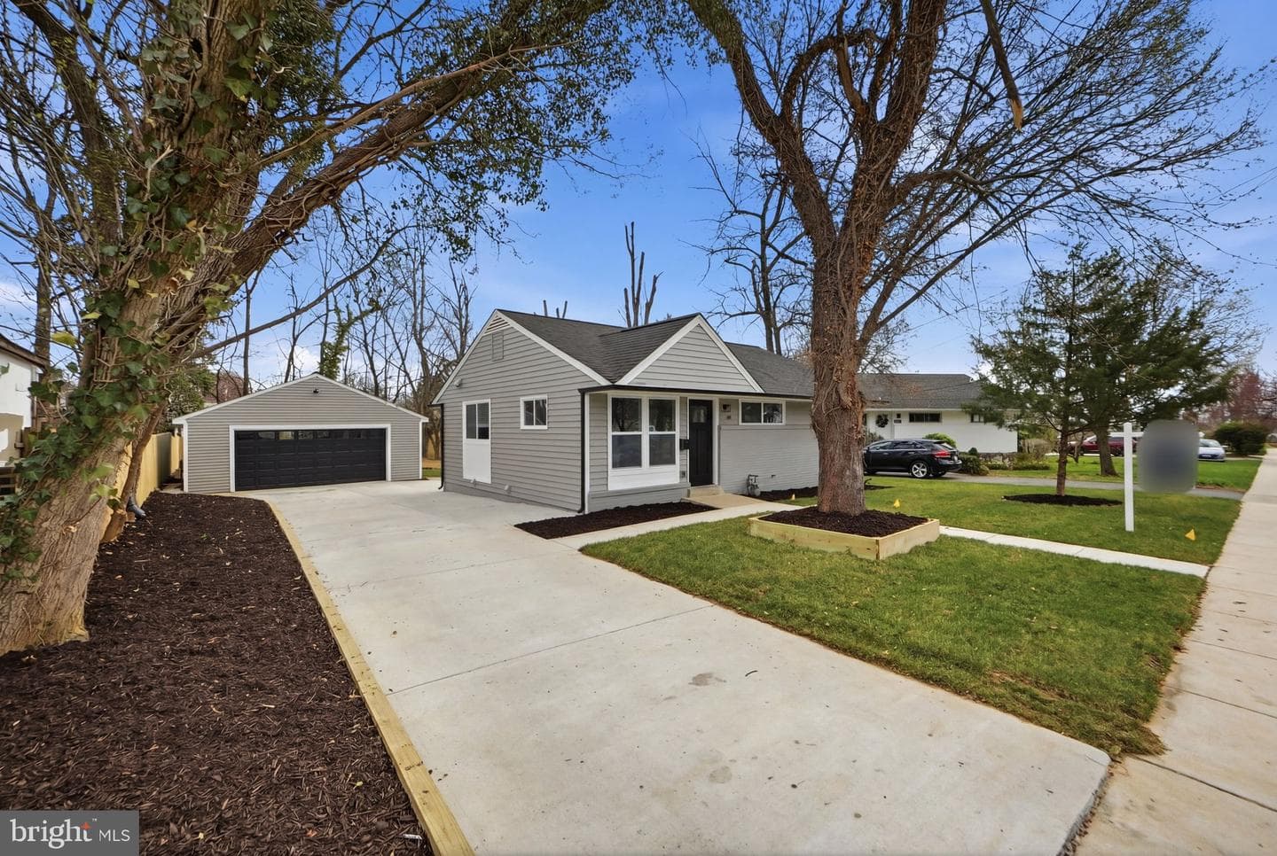 13711 Parkland Drive photo 33