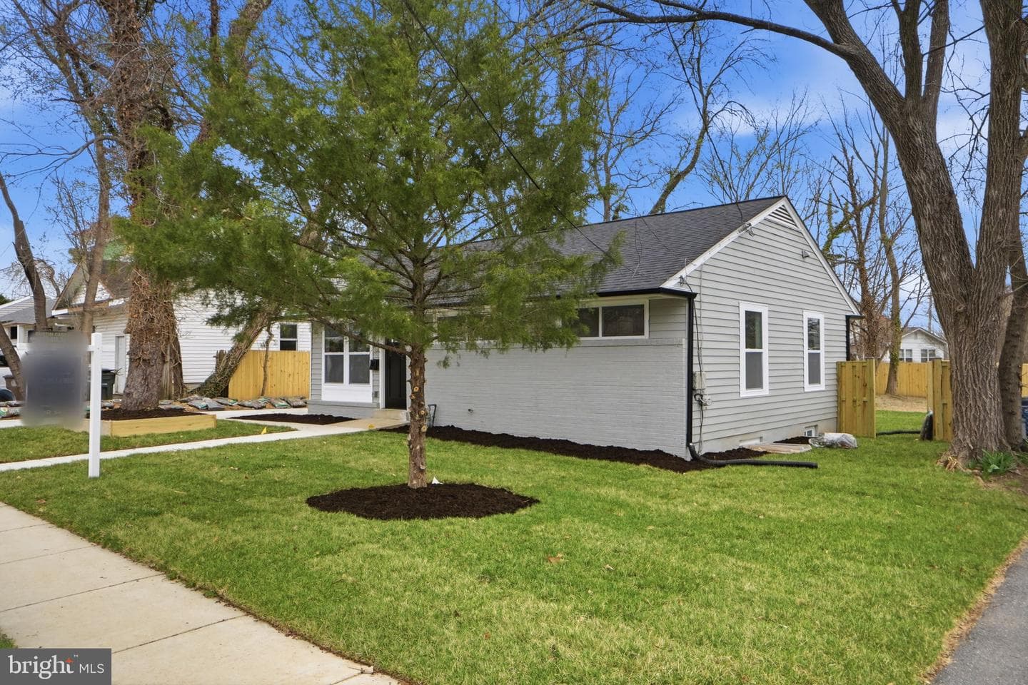 13711 Parkland Drive photo 34