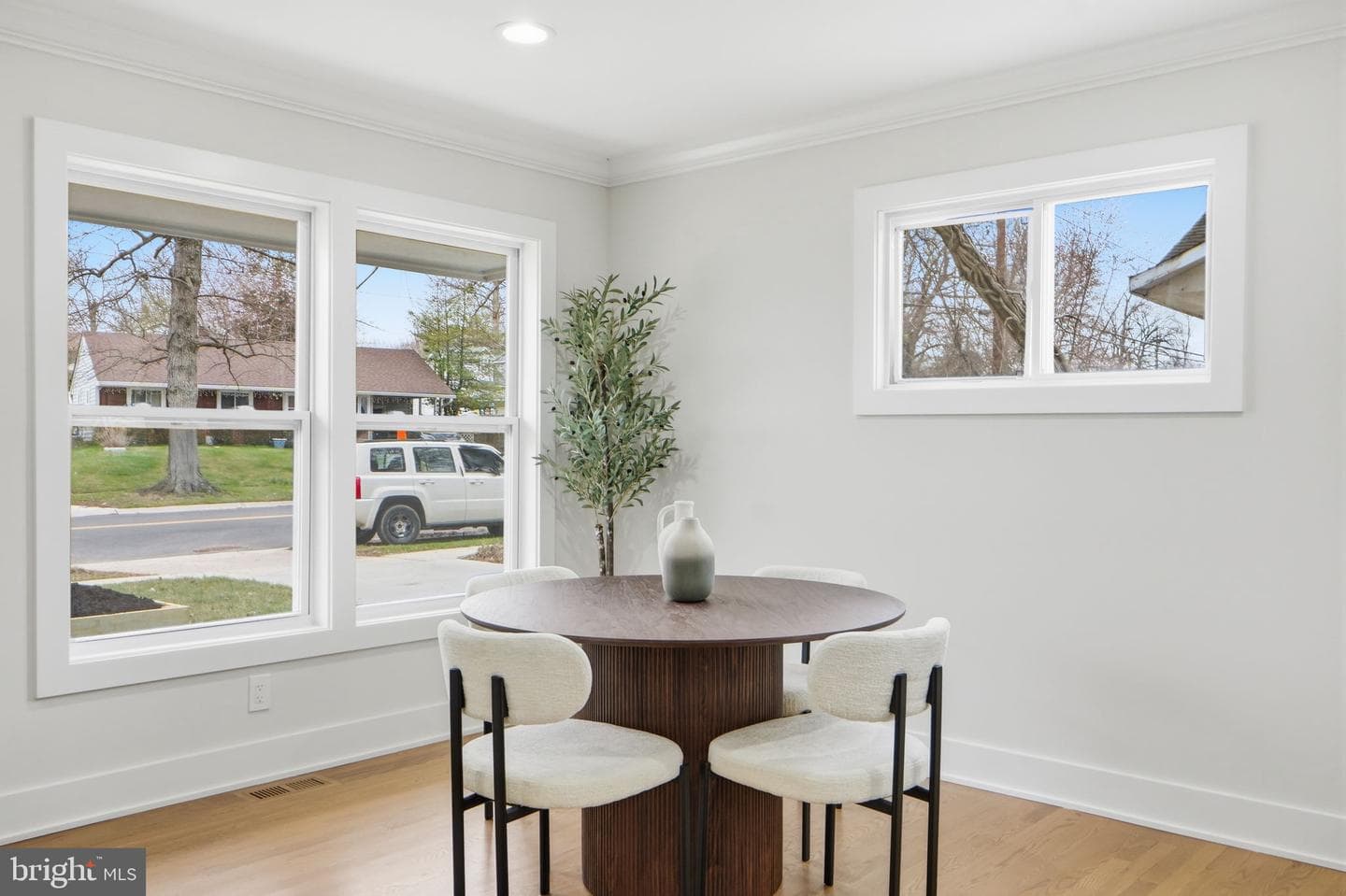 13711 Parkland Drive photo 4