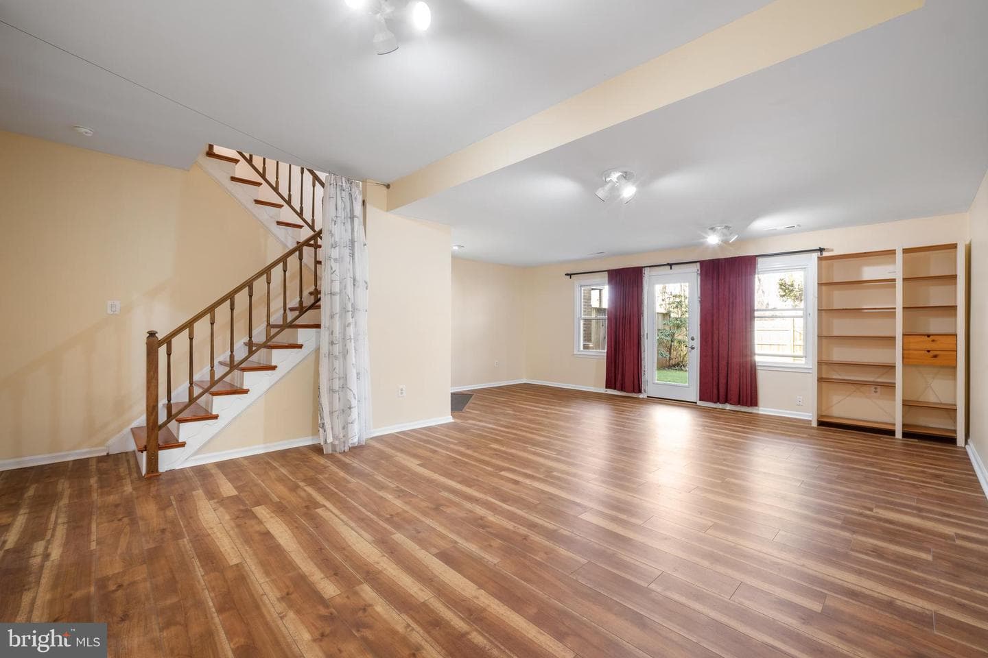 7857 Heatherton Lane photo 23