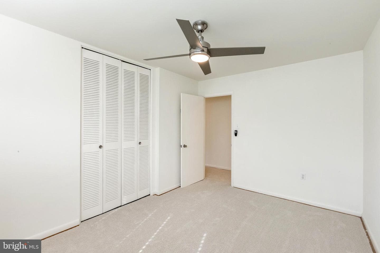 10650 Weymouth Street #201 photo 18