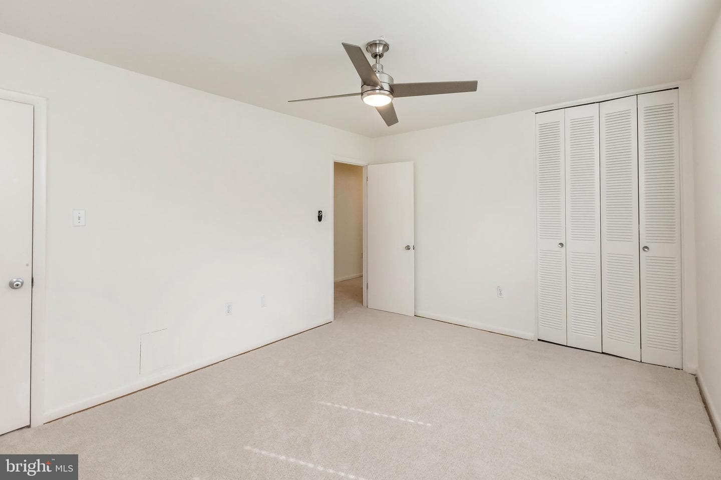 10650 Weymouth Street #201 photo 25
