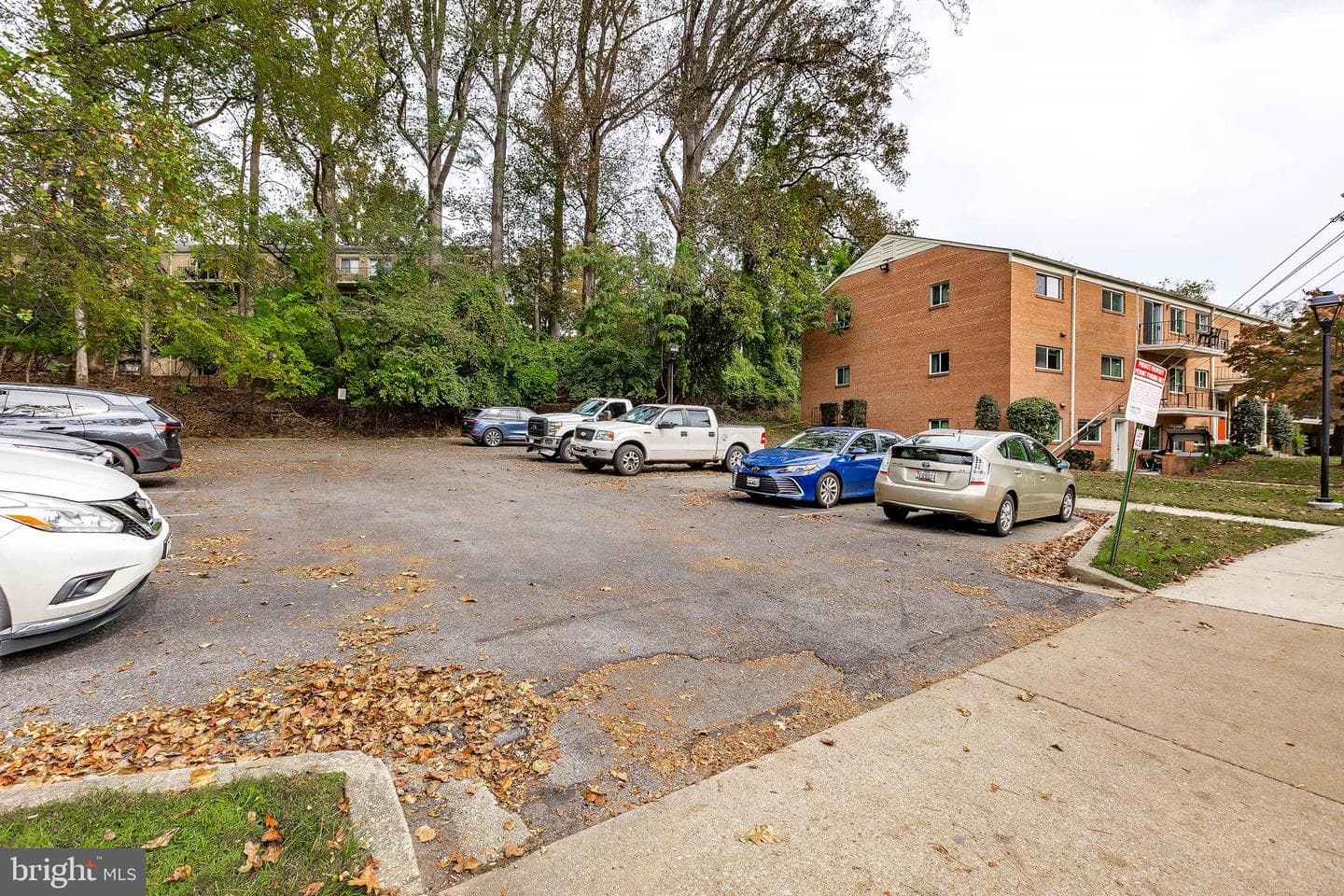 10650 Weymouth Street #201 photo 38
