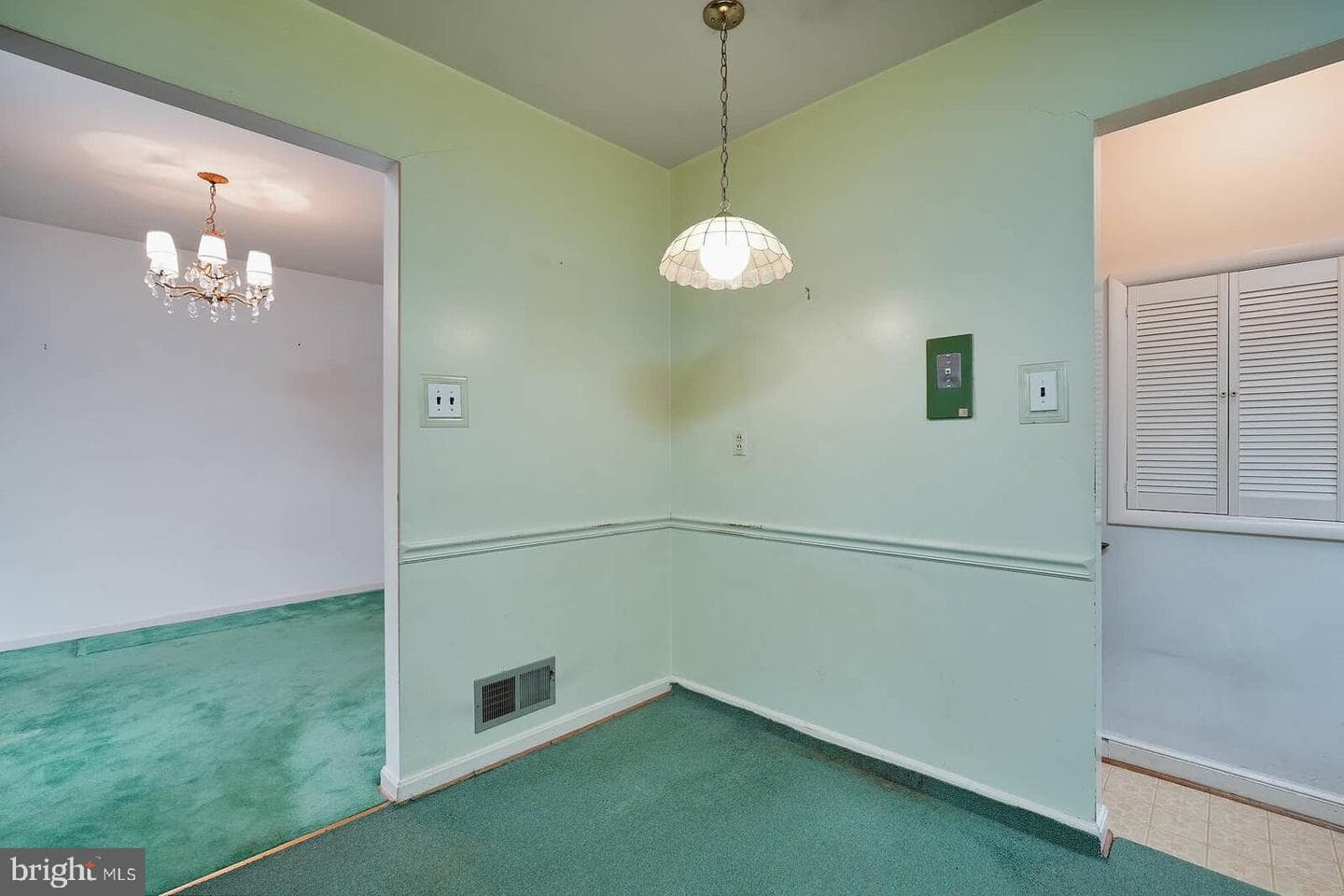9403 Avenel Road photo 10
