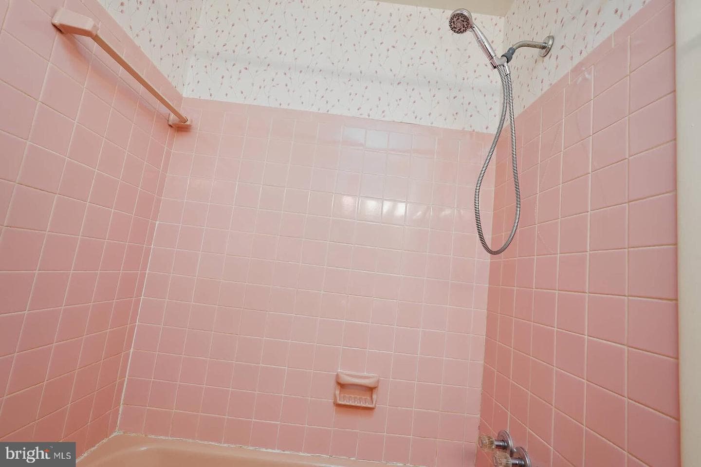 9403 Avenel Road photo 21