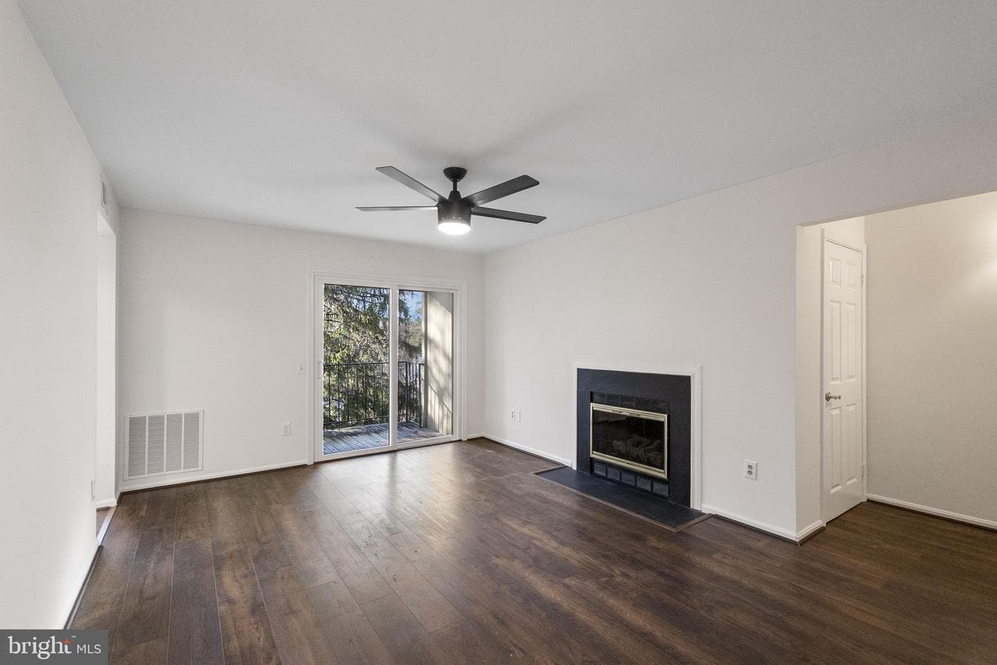 20248 Shipley Terrace #301 photo 8