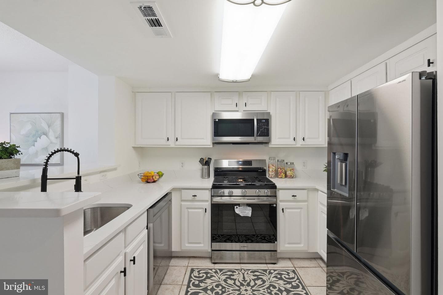 11710 Old Georgetown Road #719 photo 7