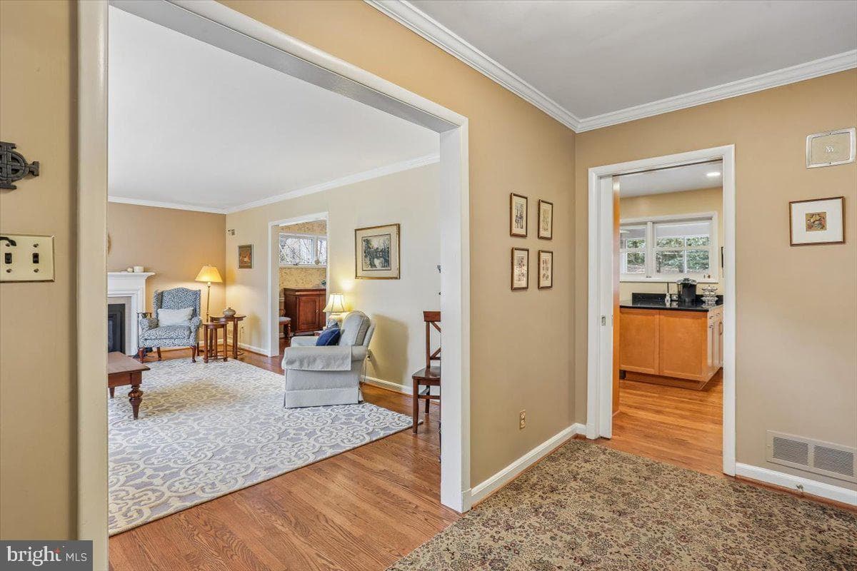 3612 Littledale Road photo 10