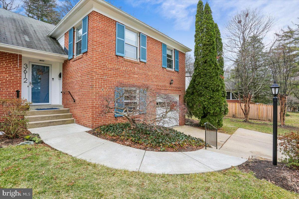 3612 Littledale Road photo 4