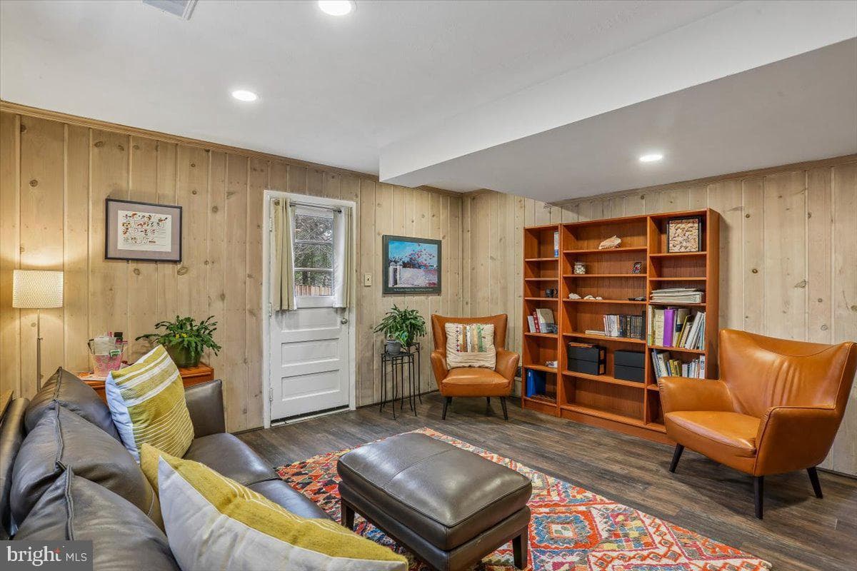 3612 Littledale Road photo 56